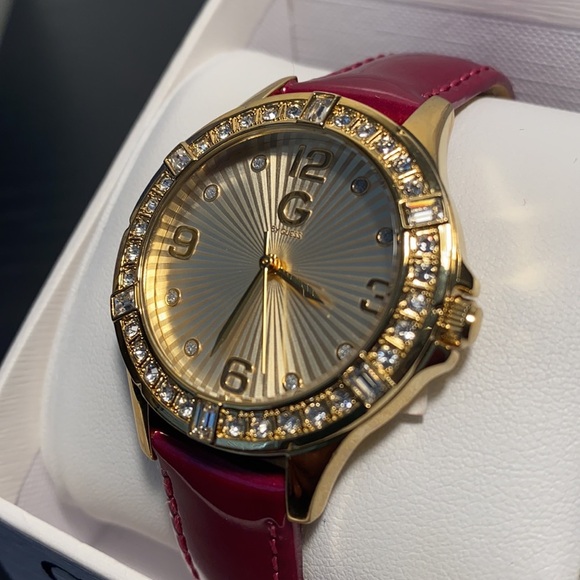 New G by GUESS Crystal/Wine Patent Leather Watch - Picture 7 of 8
